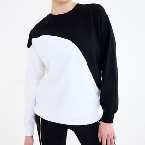 Reitmans Long-Sleeve French Terry Sweater with Crew Neckline -‎ Hyba